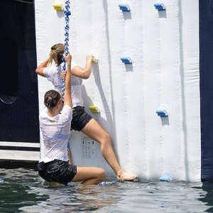 Mur d'escalade gonflable pour yacht, structure de jeu aquatique extérieure en PVC pour usage en hôtel-resort, pour le saut et les jeux aquatiques sur bateau gonflable - Product Image 4