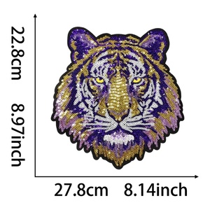 Toppa Termoadesiva Grande con Ricamo a Testa di Tigre in Paillettes Oro e Viola, Applique Mascotte Animale per Giacca di Jeans e Felpa con Cappuccio - Product Image 5