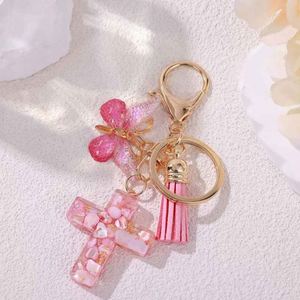 Vente en gros usine : Porte-clés et pendentifs pour sacs et sacs à dos, avec pampilles, papillons, pierres et croix, pour hommes et femmes - Product Image 6