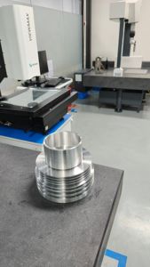 Roue de turbine de ventilateur centrifuge en laiton usinée CNC sur mesure à 5 axes, applications de fraisage, fournisseur de compresseurs en billettes - Product Image 3