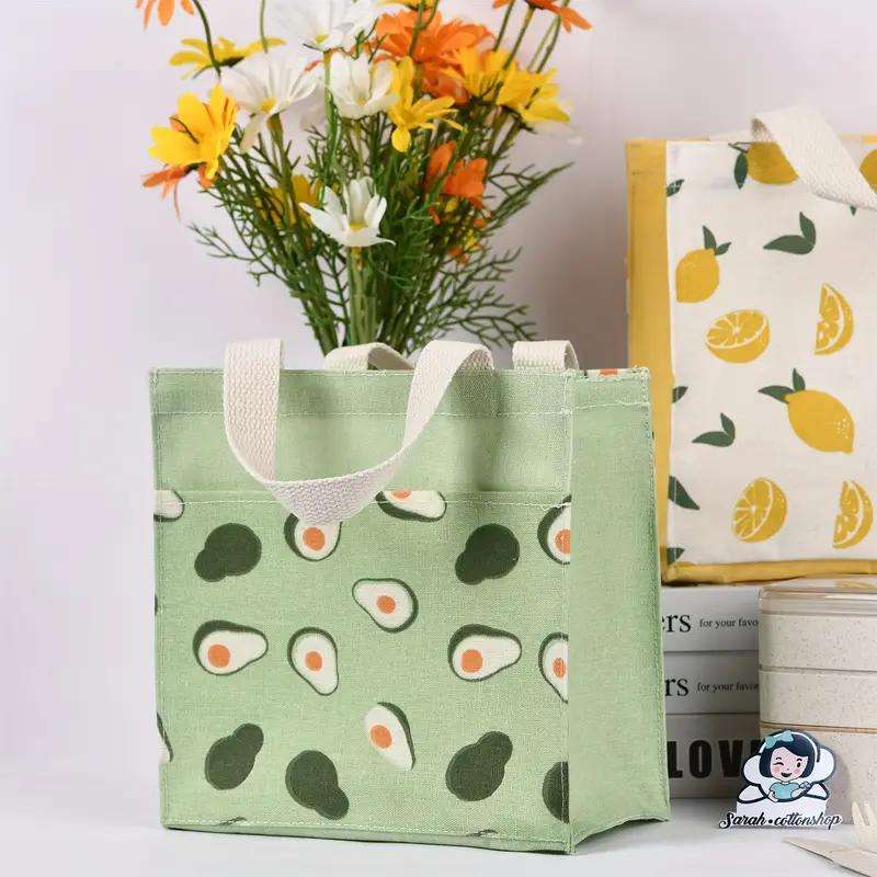 สีเขียวอ่อน