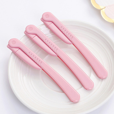 Wholesale Eyebrow Trimming Knife and Eyebrow Scissors Set Rabbit pink Portable with Protective Net Does Not Hurt the Skin