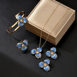European American Export Korean Style Simple Niche Design Oil-Drip Three-Petal Flower <strong>Earrings</strong> Necklace Vacation Style Set Alloy - Product Image 4