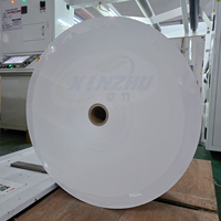 Papier couché de haute qualité 135 g/m² fourni par l'usine, impression flexographique, rouleau jumbo, matériau pour cartes de visite, couleur CMYK, plastification