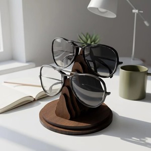 Support de lunettes en bois fait main le plus vendu – Organisateur de lunettes pour le rangement des lunettes de soleil et des lunettes de vue – Disponible à la vente - Product Image 1
