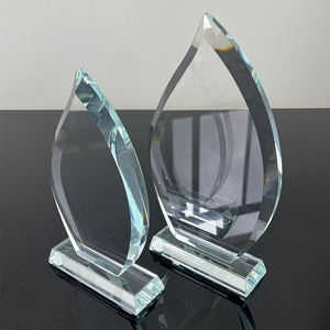 도매 맞춤형 로고 무지 불꽃 모양 유리 상패 트로피 플라크 MH-NJ0609 - Product Image 1