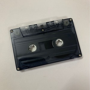Cassette audio transparente violet vif de haute qualité, vierge, pour enregistrement musical, mixage en studio et collection de sons rétro - Product Image 2