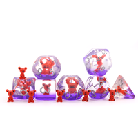 Set Dadu Resin Polihedral Transparan Lucu Motif Mickey Mouse Merah Isi Penuh, Laris untuk Permainan Papan