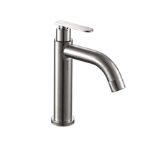 Robinet de lavabo moderne en acier inoxydable brossé à levier élévateur à arc élevé et à froid unique pour salle de bain d'hôtel