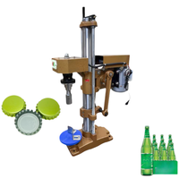 Machine semi-automatique de bouchage et de scellage pour bouteilles en verre de soda et bière gazeuses, avec bouchons métalliques et capsules couronne