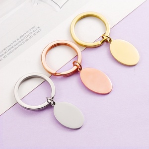 High Quality Oval Shape Pendant Gold Plated <b>Key</b> <b>Ring</b> logo Custom <b>Engraved</b> Stainless Steel Round Pendant Keychain - Product Image 1