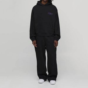 Sweat-shirt à capuche noir et violet avec logo, pantalon de survêtement à jambes larges, ensemble de survêtement personnalisé pour homme en deux pièces - Product Image 4