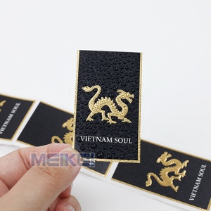 Giấy Kết Cấu Tự Dính Cắt Chết Logo Tùy Chỉnh Nhãn Dập Nổi Miếng Dán Dập Nổi 3D Bằng Lá Vàng - Product Image 6