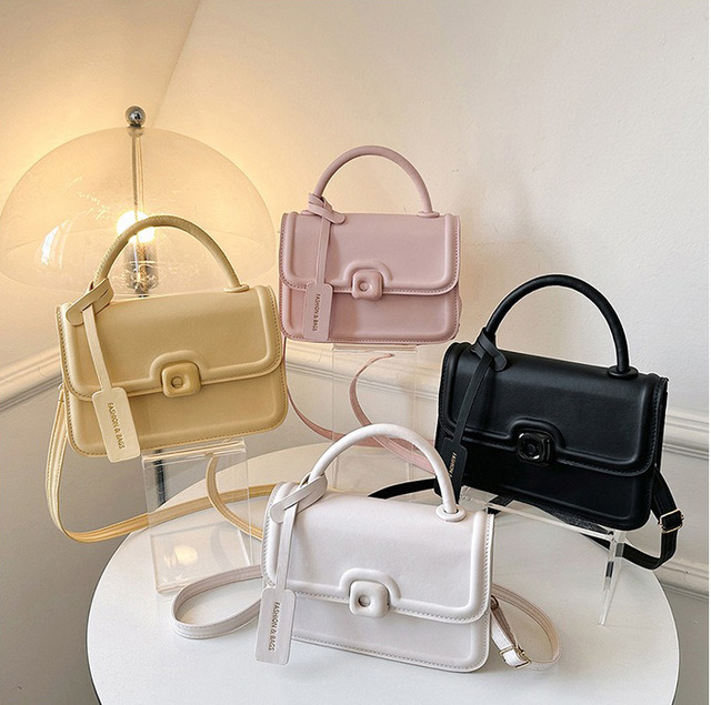 New Fashion Korean Women's PU Crossbody Bag New Design Ote Bag Western Niche Design Flap HandBag