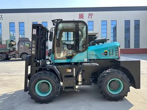 Montacargas Todoterreno con Motor Diésel T35A de 3.5 Toneladas para Uso en Restaurantes y Comercios - Product Image 2