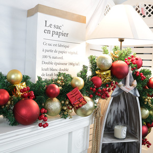 <strong>Christmas</strong> Red Fruit Vine Xmas Decor Wholesale Custom 180cm/2.7m Luxury Led Xmas <strong>Garland</strong> <strong>Prelit</strong> <strong>Christmas</strong> <strong>Garland</strong> for Party - Product Image 3