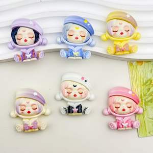 Breloques en résine DIY pour filles, motif dessin animé mignon, posture assise, pour loisirs créatifs avec colle crème, autocollants pour coques de téléphone, style artistique - Product Image 3