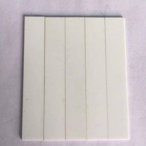 แผ่นเซรามิกขัดเงาคุณภาพสูง 96% <span class=keywords><strong>Al2O3</strong></span> วัสดุรองพื้น ฉนวนไฟฟ้าดีเยี่ยมสำหรับอุปกรณ์โมดูลพลังงาน IGBT แรงดันสูง - Product Image 2