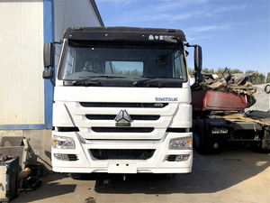 รถบรรทุกหัวลากมือสอง Sinotruk Euro2 ดีเซล 6x4 พวงมาลัยขวา รุ่น HOWO 10 ล้อ รับน้ำหนัก 21-30 ตัน 371 แรงม้า พร้อมกล้องมองหลัง 360 องศา - Product Image 2