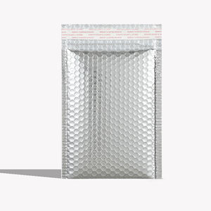 Film sérigraphié en aluminium argenté épaissi non toxique de 0,5 mil, taille 18cmX23cm + 4 sacs à bulles en gros - Product Image 1