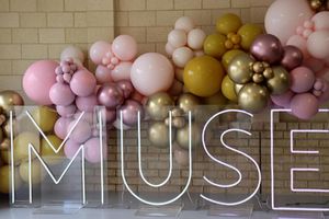 Enseigne néon debout en acrylique polychrome, lettres et chiffres pour événements, décorations d'anniversaire, matériel en PVC, lumière LED, amour, vente en gros - Product Image 2