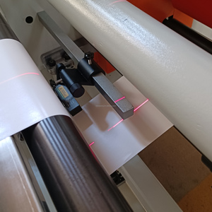 Machine de refendage et de rembobinage de rouleaux jumbo de film polyester PET - Product Image 5