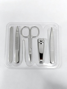 Kit de Manicura Travel&Home en Blister Transparente Compacto - Juego de Herramientas de Uñas Portátil Todo en Uno con Estuche para la Sección de Salud y Belleza - Product Image 4