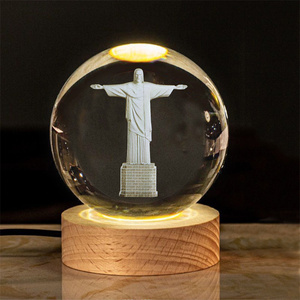 Cruz <span class=keywords><strong>de</strong></span> Cristal Grabada con Láser 3D, Artesanía para Regalos Decorativos <span class=keywords><strong>de</strong></span> Boda Cristiana, Bola <span class=keywords><strong>de</strong></span> Cristal con Grabado 3D <span class=keywords><strong>de</strong></span> Jesús <span class=keywords><strong>de</strong></span> 80 mm - Product Image 6