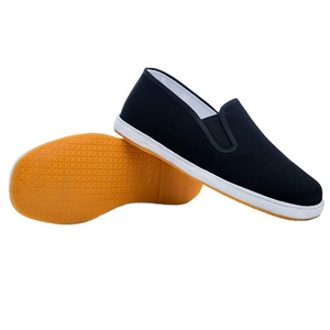 Chaussures d'été en tissu respirant noires pour hommes Hebei Old Beijing, semelle multicouche, style slip-on, chaussures de papa, vente en gros, livraison directe - Product Image 3