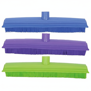 Scopa in gomma MSV in vari colori 32 x 5,5 x 8 cm - Product Image 2