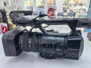 Videocámara Profesional Sony HXR-NX3 1080P HD, Zoom Óptico 20x, Grabadora de Video NXCAM AVCHD - Product Image 1