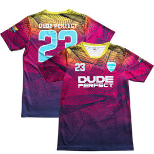 Uniformes <span class=keywords><strong>de</strong></span> <span class=keywords><strong>Fútbol</strong></span> al Por Mayor a Precio Razonable, Conjunto <span class=keywords><strong>de</strong></span> Uniforme <span class=keywords><strong>de</strong></span> <span class=keywords><strong>Fútbol</strong></span> Retro Personalizado por Sublimación para Equipos, Camiseta <span class=keywords><strong>de</strong></span> <span class=keywords><strong>Fútbol</strong></span> para Adultos - Product Image 1