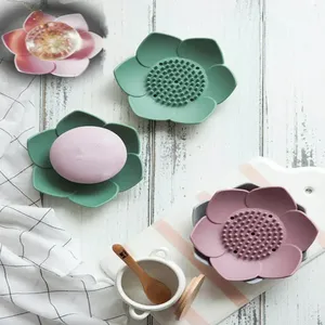 Jabonera de Silicona Portátil Antideslizante de Forma Irregular, Ecológica y Moderna para Hotel, con Drenaje para Cocina y Baño (1 Pieza) - Product Image 3