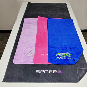 En gros Personnalisé Laser Broderie Logo Microfibre Super Absorbant L'eau À Séchage Rapide Sports <span class=keywords><strong>De</strong></span> Plein Air Serviettes Cadeau ensemble - Product Image 5