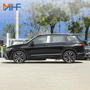 Sièges en cuir gris, <span class=keywords><strong>noir</strong></span> et blanc pour Volkswagen TiguanL 2023, conduite à gauche, norme Euro VI, prêts à l'exportation - Product Image 4