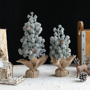 Mini Albero <span class=keywords><strong>di</strong></span> <span class=keywords><strong>Natale</strong></span> Artificiale da Tavolo, Piccolo Albero <span class=keywords><strong>di</strong></span> <span class=keywords><strong>Natale</strong></span> Floccato Bianco con Pigne - Product Image 2