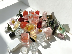 Parfums miniatures 5ml-15ml, qualité originale de designer, format voyage portable, collection de parfums, coffrets cadeaux parfaits, vente en gros de colognes - Product Image 1