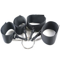Sangles de Contrainte Réglables pour Adultes avec Attaches Croisées, Menottes et Liens de Cheville, Ceinture à Boucles Croisées