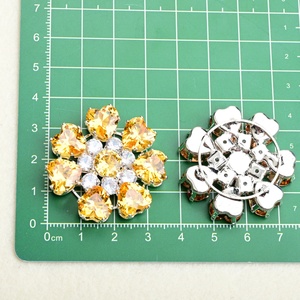 Fivela de Strass de Cristal Zircônia Coração Brilhante com Base Plana, Acessório de Alta Qualidade para Broche de Terno Formal, Jaqueta, Sapatos e Bolsas DIY - Product Image 3