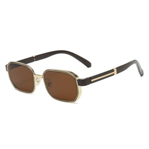 Gafas de Sol Retro Europeas Americanas de Metal UV400 Unisex para Viajes al Aire Libre, Forma Cóncava Rectangular, Montura Pequeña, Protección Solar - Product Image 4