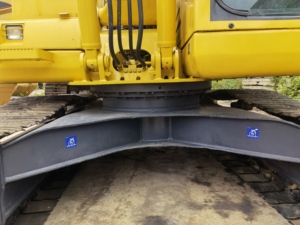 รถขุด KOMATSU PC130 มือสองคุณภาพดี รถขุดขนาดเล็กน้ำหนัก 13 ตัน เหมาะสำหรับงานเกษตรและก่อสร้าง - Product Image 3