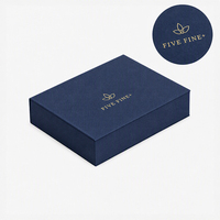 Boîte d'emballage USB en carton rigide en forme de livre, fabriquée à la main, doublure en velours, fermeture magnétique, impression personnalisable (gaufrage/UV)