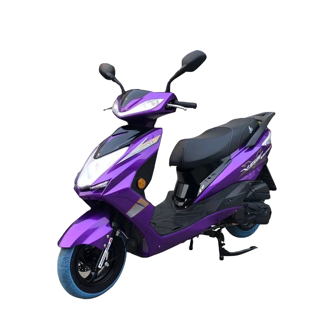 Buena calidad suministro de fábrica 125CC scooter Cygnus-Z modelo Alum Wheels arranque trasero Motor de refrigeración por aire 150cc gasolina scooters