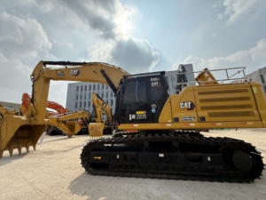 Excavadora de cadenas CAT 345GC usada con giro rápido y suave, ciclo rápido para trabajo de carga de residuos y escombros en patio de desechos. - Product Image 3