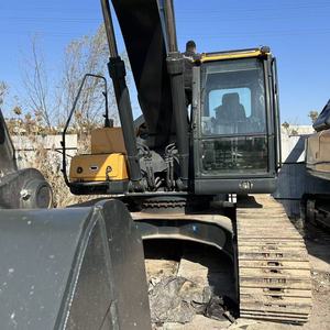 Excavatrice sur chenilles Hyundai 300 de 30 tonnes d'occasion, d'origine coréenne, faible nombre d'heures de fonctionnement, moteur Cummins, bon système hydraulique, pour la construction - Product Image 5