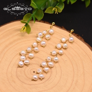 Nuovi <span class=keywords><strong>Orecchini</strong></span> Pendenti con Perle Naturali, Placcati in <span class=keywords><strong>Oro</strong></span> 18K, Design Coreano a Forma di Fiore per Donna, Vendita all'Ingrosso - Product Image 6