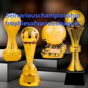 Trophées <span class=keywords><strong>de</strong></span> championnat <span class=keywords><strong>de</strong></span> ligue en gros, souvenirs <span class=keywords><strong>de</strong></span> football, chaussures d'or, ballons, récompenses <span class=keywords><strong>de</strong></span> joueur MVP pour les cérémonies <span class=keywords><strong>de</strong></span> tournois et <span class=keywords><strong>de</strong></span> clubs - Product Image 1