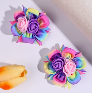 Pinzas <span class=keywords><strong>para</strong></span> <span class=keywords><strong>el</strong></span> Cabello con Flores de Tela Coloridas, Pinzas Laterales <span class=keywords><strong>para</strong></span> Niñas con Flores de Rosa 3D en Degradado - Product Image 4