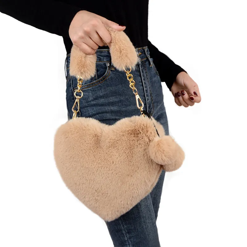 럭셔리 가짜 모피 하트 모양 여성 작은 핸드백 푹신한 봉제 숙녀 체인 어깨 가방 패션 여성 모피 매일 클러치 지갑