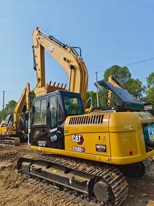 Excavadora de cadenas Caterpillar Cat315D2GC usada de 15 toneladas, equipo de movimiento de tierras con motor y bomba, 1 año de garantía - Product Image 2